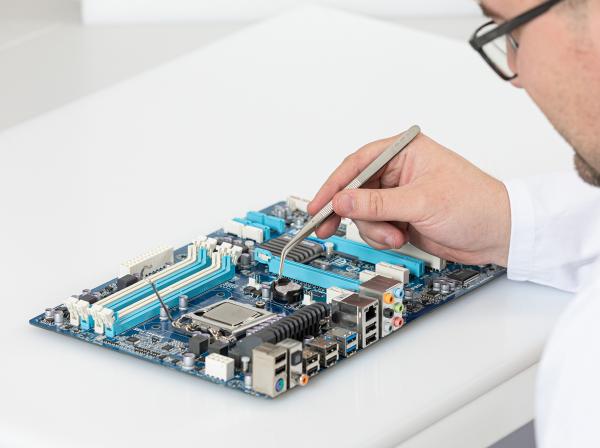 Origineel Werkstoff "S" plus+® white ESD geproduceerd op basis van PE-UHMW TG 1.2 - Technische materialen 1 - Murtfeldt GmbH Kunststoffe - Abbildung 2