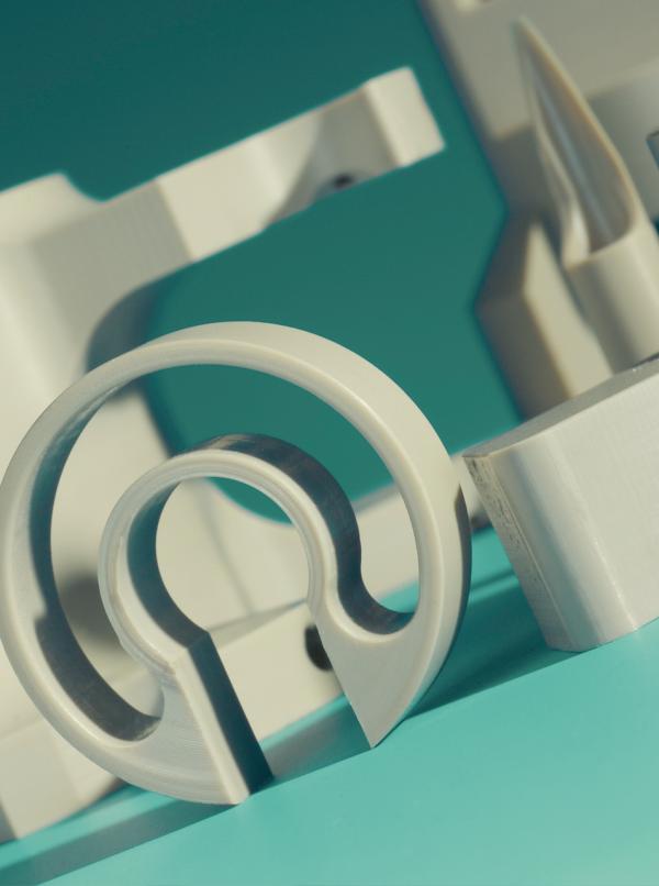 Murpec® Production based on PEEK - Materiály High-Performance - Murtfeldt GmbH Kunststoffe - Abbildung 1