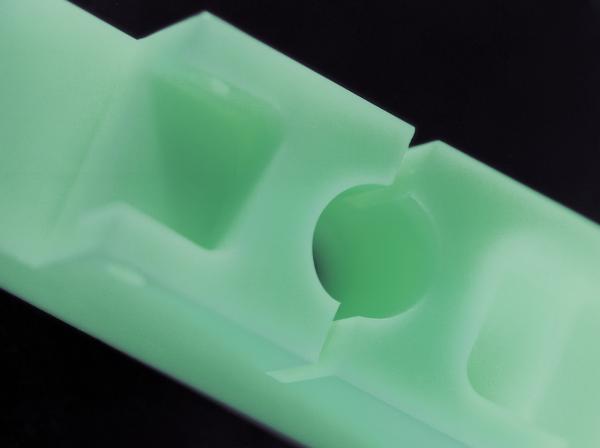 Origineel Werkstoff "S" plus+® GB Production based on PE-UHMW SG 1.1 - Technische materialen 1 - Murtfeldt GmbH Kunststoffe - Abbildung 1